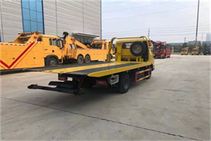 阜城非事故拖车