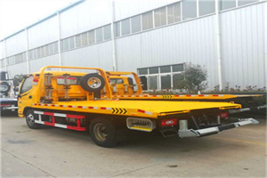 阜城附近拖车救援搭电